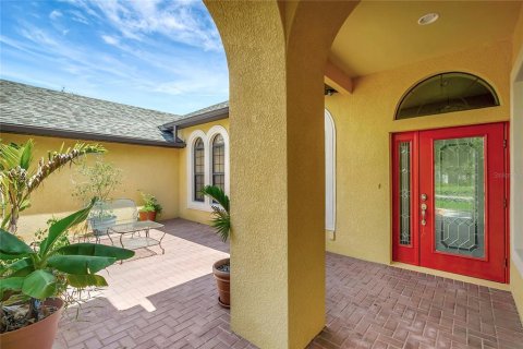 Casa en venta en Seffner, Florida, 4 dormitorios, 290.04 m2 № 1901197 - foto 3