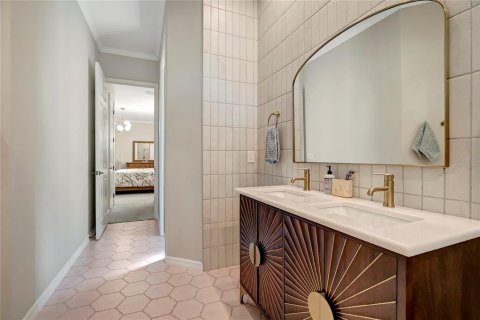 Casa en venta en Seffner, Florida, 4 dormitorios, 290.04 m2 № 1901197 - foto 24