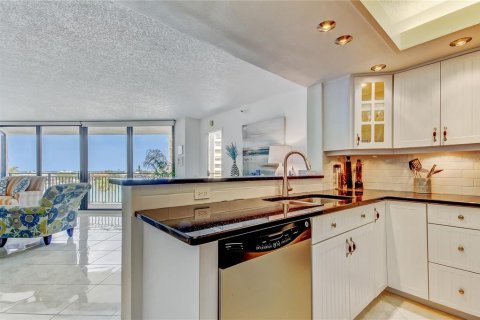 Condominio en alquiler en Clearwater, Florida, 2 dormitorios, 124.95 m2 № 1626039 - foto 13