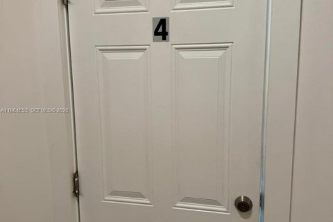 Apartamento en alquiler en Fort Lauderdale, Florida, 1 dormitorio, 57.23 m2 № 2026043 - foto 24