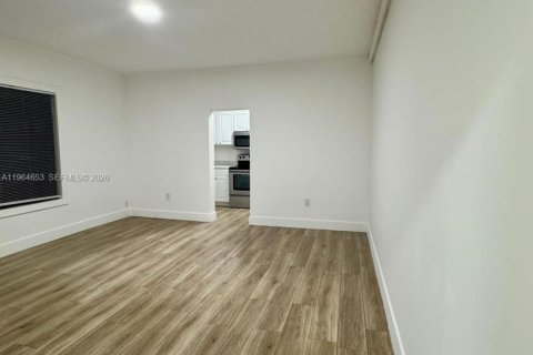 Apartamento en alquiler en Fort Lauderdale, Florida, 1 dormitorio, 57.23 m2 № 2026043 - foto 10