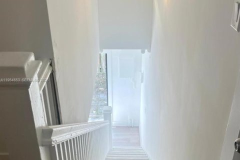 Apartamento en alquiler en Fort Lauderdale, Florida, 1 dormitorio, 57.23 m2 № 2026043 - foto 29
