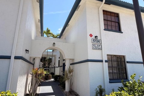 Condo in Boynton Beach, Florida, 3 bedrooms № 2191657