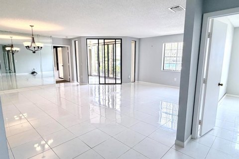 Condo in Boynton Beach, Florida, 3 bedrooms  № 2191657 - photo 4