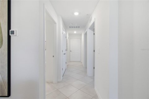 Купить кондоминиум в Лейквуд Ранч, Флорида 6 комнат, 161.74м2, № 2314541 - фото 20