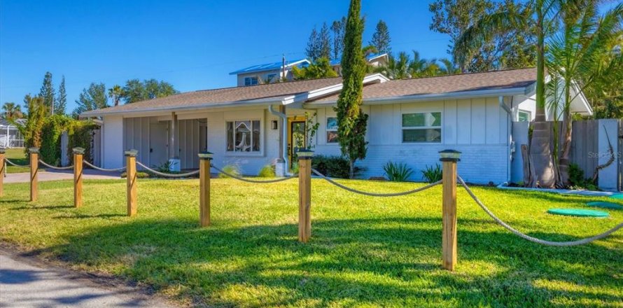 Villa ou maison à Sarasota, Floride 2 chambres, 136.94 m2 № 1516507