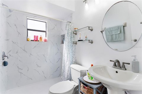 Casa en venta en Palm Bay, Florida, 3 dormitorios, 136.01 m2 № 2383864 - foto 3