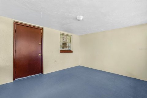 Купить виллу или дом в Эджуотер, Флорида 5 комнат, 219.99м2, № 2209248 - фото 12