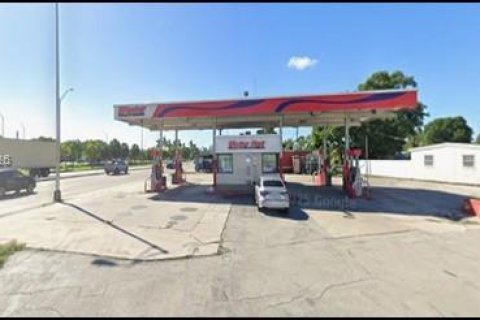 Immobilier commercial à Opa-locka, Floride № 2088935