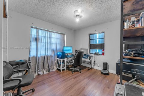 Купить виллу или дом в Майами, Флорида 3 спальни, 95.41м2, № 1971452 - фото 12