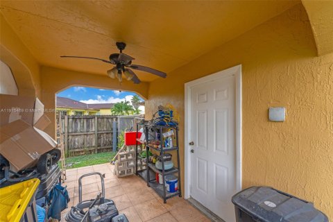 Купить виллу или дом в Майами, Флорида 3 спальни, 95.41м2, № 1971452 - фото 19