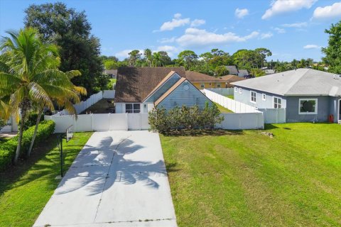 Villa ou maison à Delray Beach, Floride 3 chambres, 139.35 m2 № 2307981