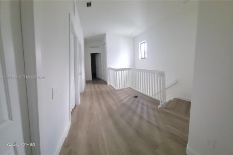 Touwnhouse à louer à Homestead, Floride: 4 chambres № 2001307 - photo 10