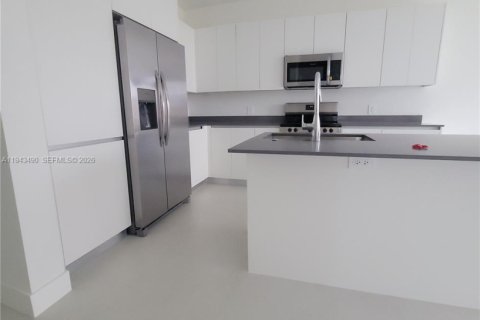 Touwnhouse à louer à Homestead, Floride: 4 chambres № 2001307 - photo 4