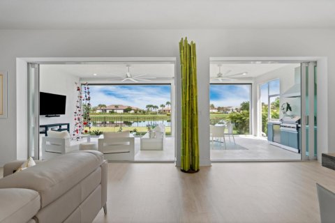 Casa en venta en Port St. Lucie, Florida, 3 dormitorios, 279.26 m2 № 2398076 - foto 25
