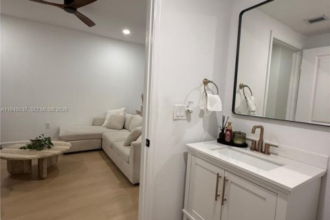 Townhouse in Homestead, Florida 3 bedrooms, 169.73 sq.m. № 2003018 - photo 8