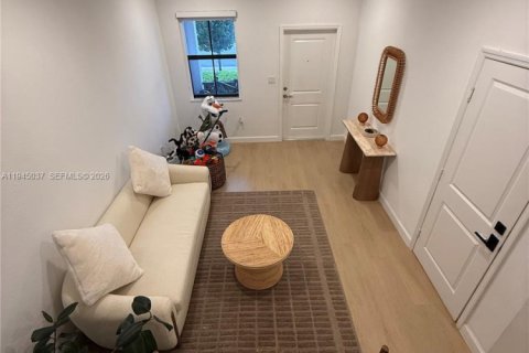 Townhouse in Homestead, Florida 3 bedrooms, 169.73 sq.m. № 2003018 - photo 5