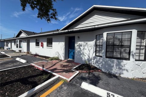 Villa ou maison à Tarpon Springs, Floride 2 chambres, 92.9 m2 № 2308467