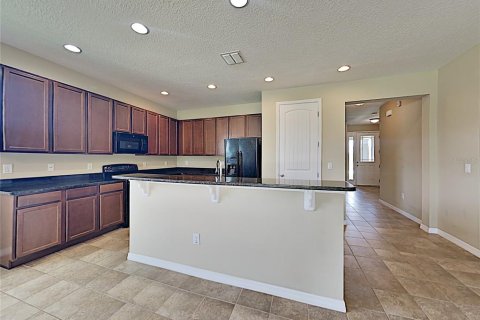 House in Windermere, Florida 4 bedrooms, 192.68 sq.m. № 2349676 - photo 9