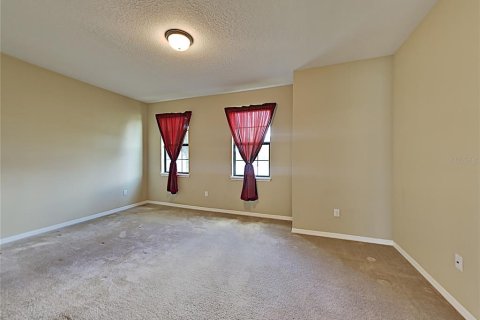 House in Windermere, Florida 4 bedrooms, 192.68 sq.m. № 2349676 - photo 13