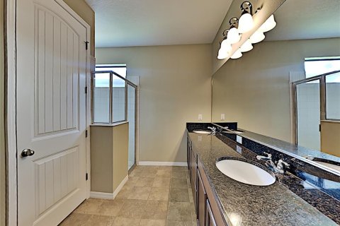 House in Windermere, Florida 4 bedrooms, 192.68 sq.m. № 2349676 - photo 12