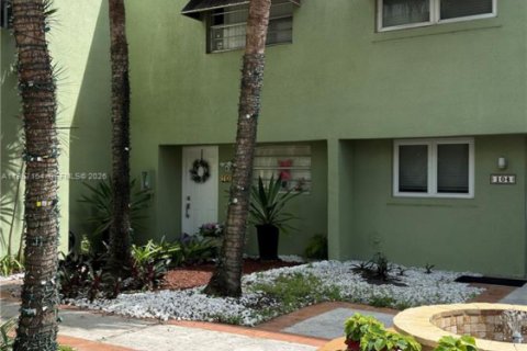 Condominio en alquiler en Miami, Florida, 1 dormitorio, 71.26 m2 № 2051011 - foto 14