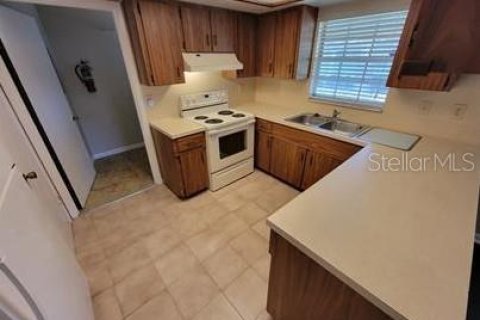 Купить коммерческую недвижимость в Сент-Питерсберг, Флорида 174.19м2, № 2431190 - фото 8