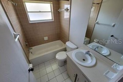Купить коммерческую недвижимость в Сент-Питерсберг, Флорида 174.19м2, № 2431190 - фото 15