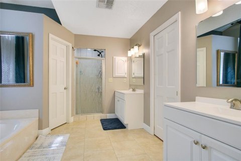 House in Apopka, Florida 3 bedrooms, 153.85 sq.m. № 1616924 - photo 13