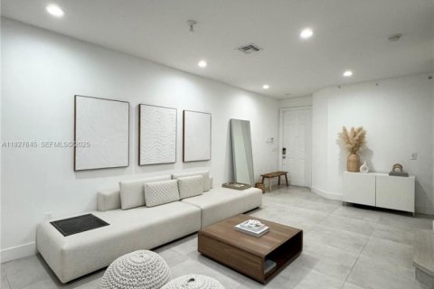 Adosado en alquiler en Plantation, Florida, 3 dormitorios, 175.77 m2 № 1989050 - foto 23