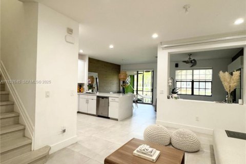 Adosado en alquiler en Plantation, Florida, 3 dormitorios, 175.77 m2 № 1989050 - foto 5