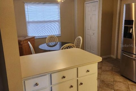 House in Sebring, Florida 2 bedrooms, 104.79 sq.m. № 1788242 - photo 5