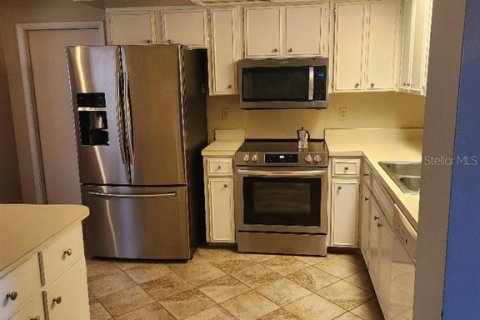House in Sebring, Florida 2 bedrooms, 104.79 sq.m. № 1788242 - photo 7