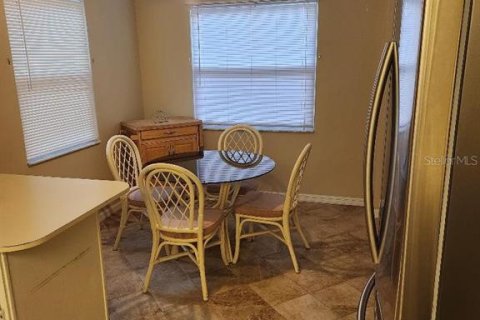 House in Sebring, Florida 2 bedrooms, 104.79 sq.m. № 1788242 - photo 13