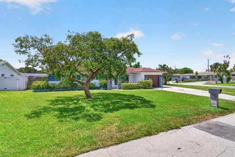 Villa ou maison à Boca Raton, Floride 3 chambres, 134.34 m2 № 2311069