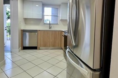 Купить кондоминиум в Лодерхилл, Флорида 3 комнаты, 101.45м2, № 2169844 - фото 12