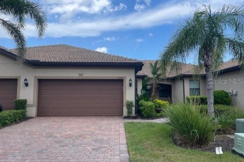 House in Venice, Florida 2 bedrooms, 134.71 sq.m. № 1883003 - photo 1