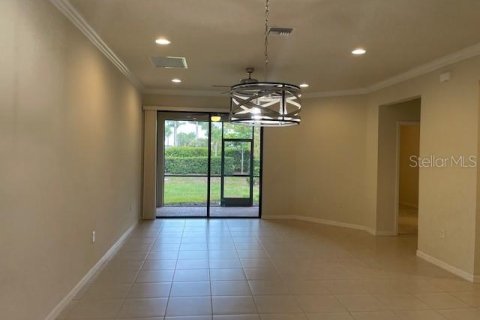 House in Venice, Florida 2 bedrooms, 134.71 sq.m. № 1883003 - photo 7