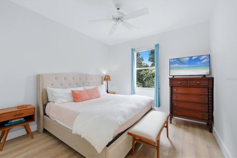 House in Sarasota, Florida 3 bedrooms, 200.2 sq.m. № 2356121 - photo 27