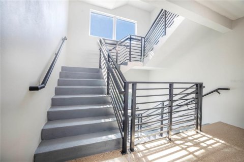Copropriété à louer à Indian Shores, Floride: 4 chambres, 221.85 m2 № 218572 - photo 6