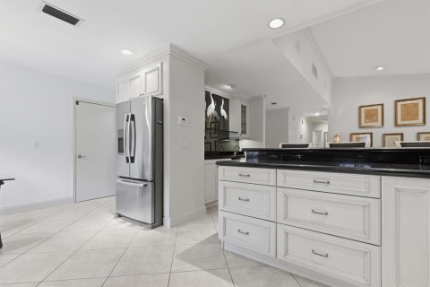 Casa en venta en Boca Raton, Florida, 3 dormitorios, 241.36 m2 № 2382076 - foto 10