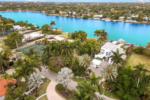 Terreno en venta en Hollywood, Florida № 2055854 - foto 5