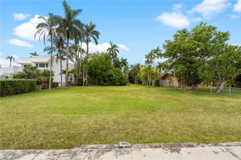 Terreno en venta en Hollywood, Florida № 2055854 - foto 14