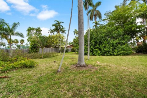 Terreno en venta en Hollywood, Florida № 2055854 - foto 16