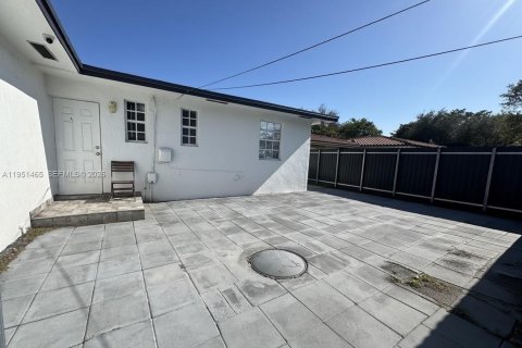 Снять в аренду виллу или дом в Пайнкрест, Флорида 2 спальни, № 2006451 - фото 15