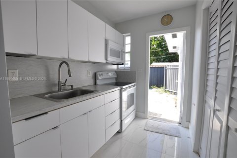 Снять в аренду виллу или дом в Пайнкрест, Флорида 2 спальни, № 2006451 - фото 8