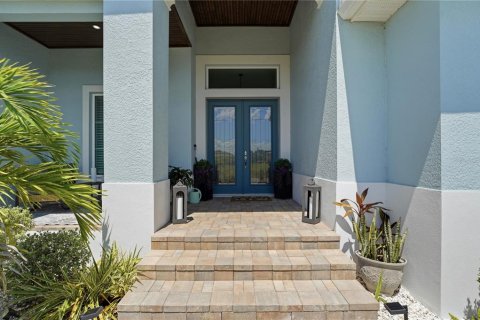House in Rotonda, Florida 3 bedrooms, 201.69 sq.m. № 2223641 - photo 5
