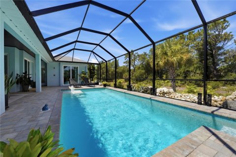 House in Rotonda, Florida 3 bedrooms, 201.69 sq.m. № 2223641 - photo 11