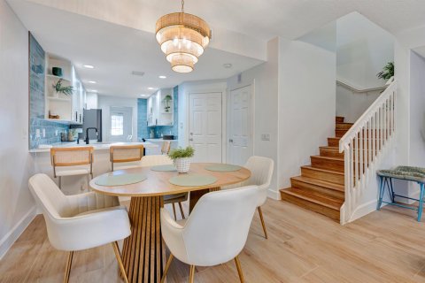Townhouse in Jupiter, Florida 3 bedrooms, 155.15 sq.m. № 2190085