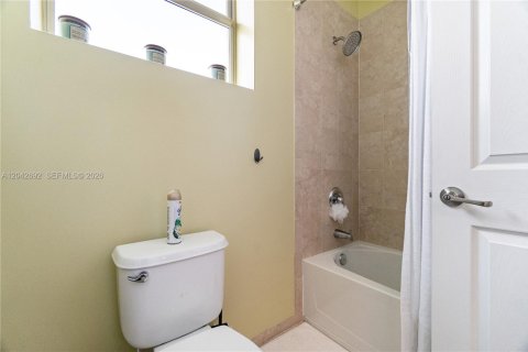 Villa ou maison à vendre à Homestead, Floride: 5 chambres, 233.56 m2 № 2177937 - photo 26